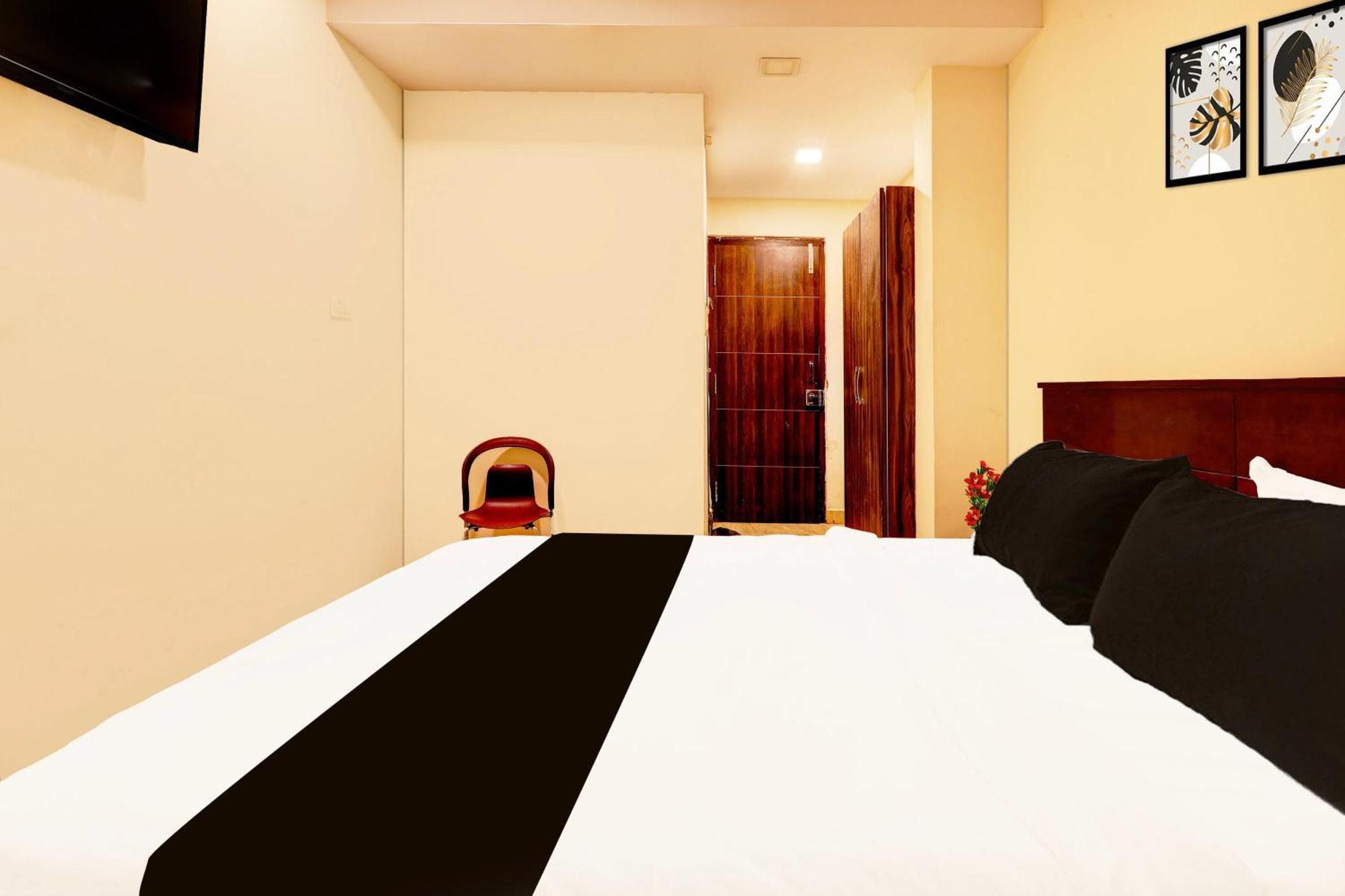 Super Hotel O Mahanadu Formerly Akshaya Bheemas Vijayawāda エクステリア 写真